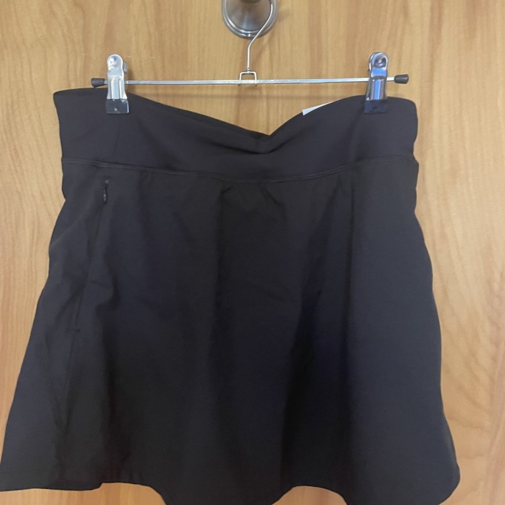 Old Navy Black Stretchtech Skort